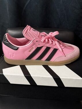 adidas Pink and Black Samba-style Men’s Sneakers